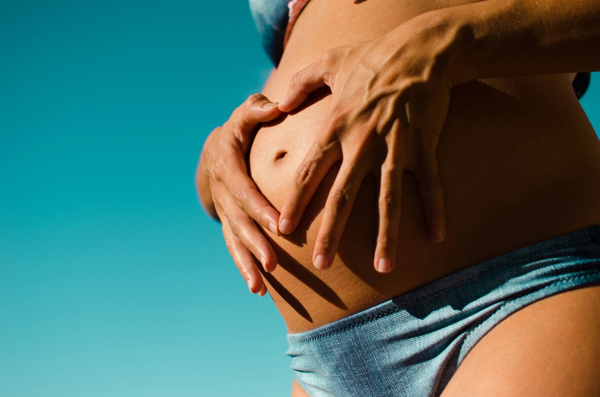 We support pregnancy at Vivid Health Toronto with chiropractic care, naturopathic medicine and acupuncture in Toronto.